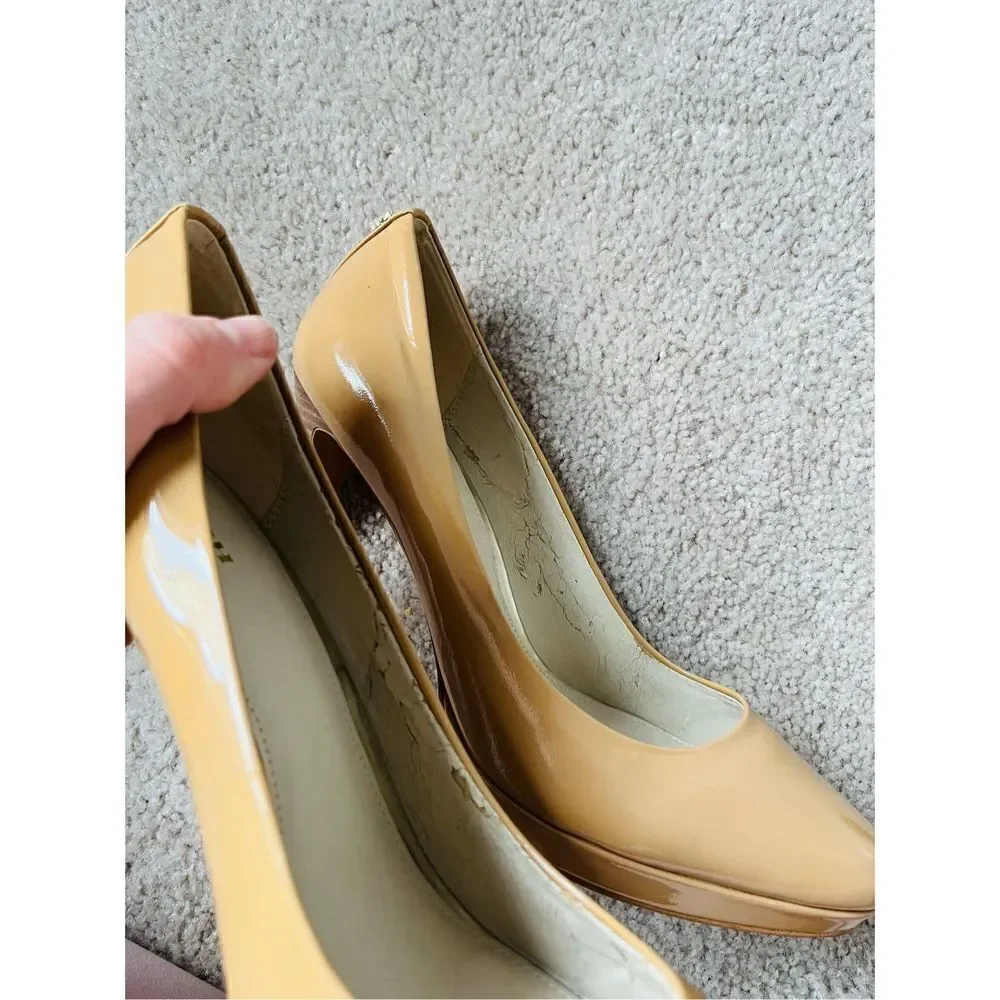 Coach Nude Pumps sz 10‎